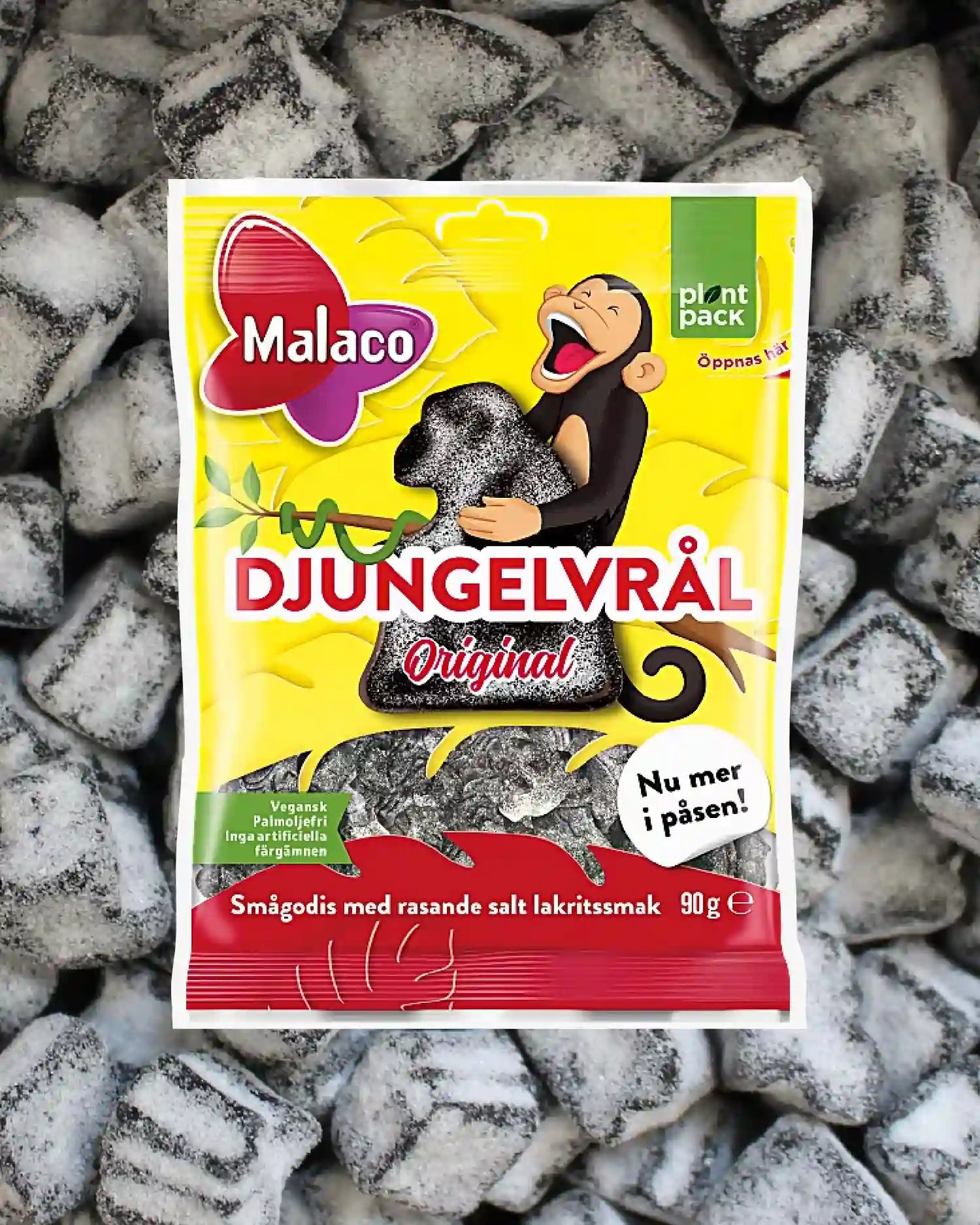 Malaco Djungelvrål – classic Swedish salty licorice candy coated in salmiak powder, on a licorice background